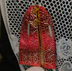 barbie red gold cape main
